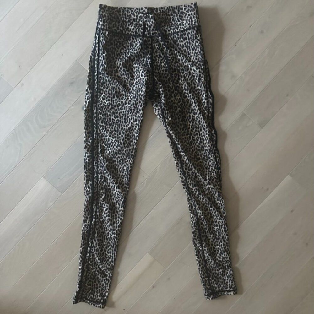 the upside leopard print leggings